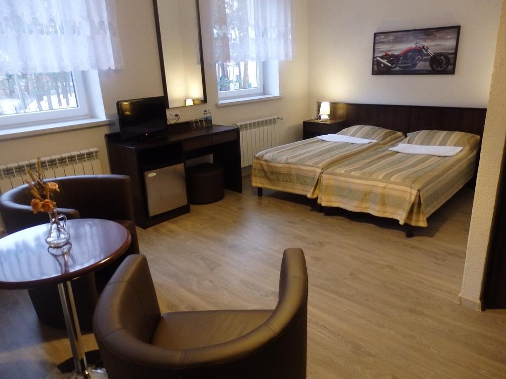 Gosciniec Borne Sulinowo - Byla Baza Wojskowa Hotel Eksteriør billede